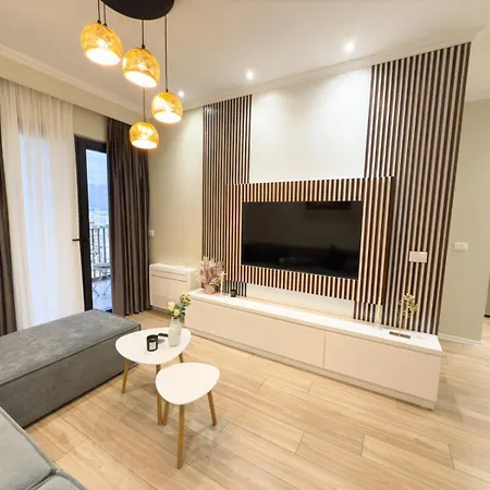 Luxe Haven B22 *